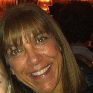 Meet your Posher, Neenee